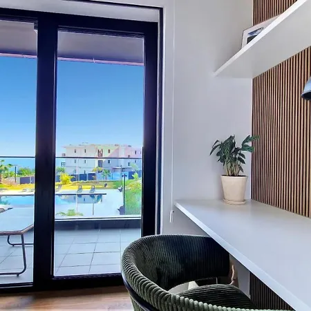 Roots Loft By Lovelystay Apartament *