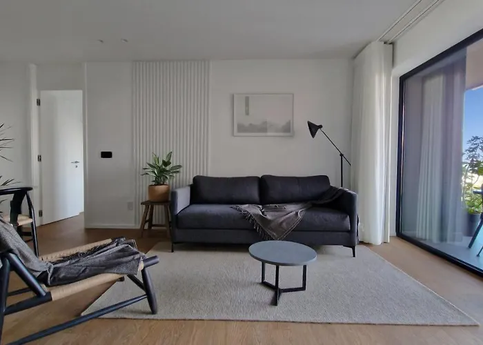 Roots Loft By Lovelystay *